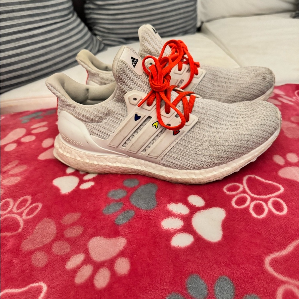 Adidas 4.0 dna White Sneakers Valentines edition 2021